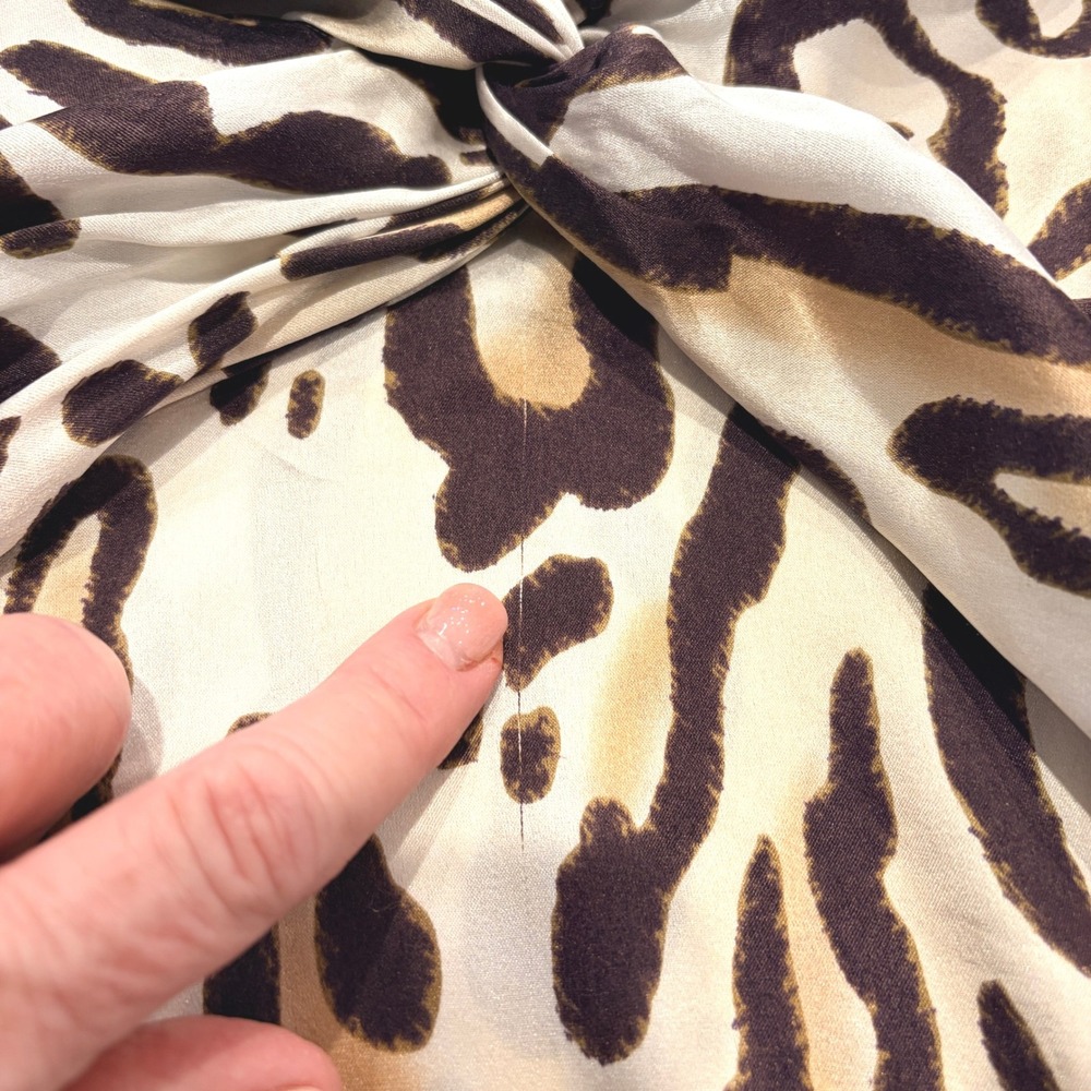 Cache Leopard Twist Front Blouse Size Large Brown Tan Animal Print Long Sleeve - Picture 6 of 10